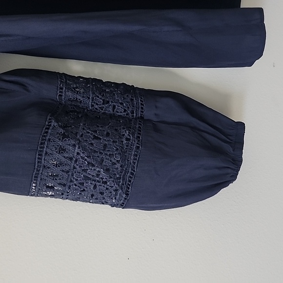 Ramy Brooke Navy blue Long Sleeve Laced Winnie Blouse Size Medium - Picture 7 of 12